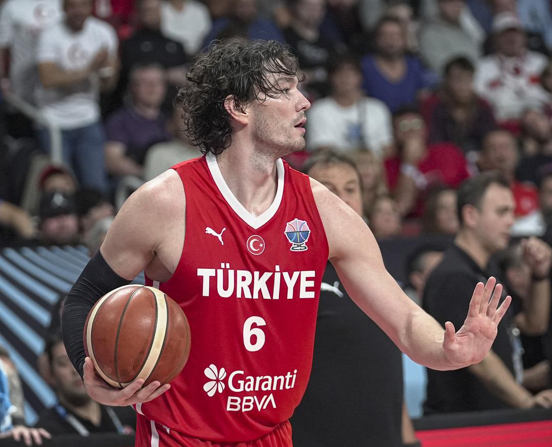 Yunanistan ı sürklase eden 12 Dev Adam Yunan basınında!  Türkiye nin namağlup olması tesadüf değil
